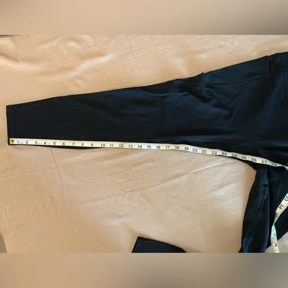 IUGA sandwich front Power Tight Leggings Set in Grey, Green, Navy, and Black - Picture 10 of 16